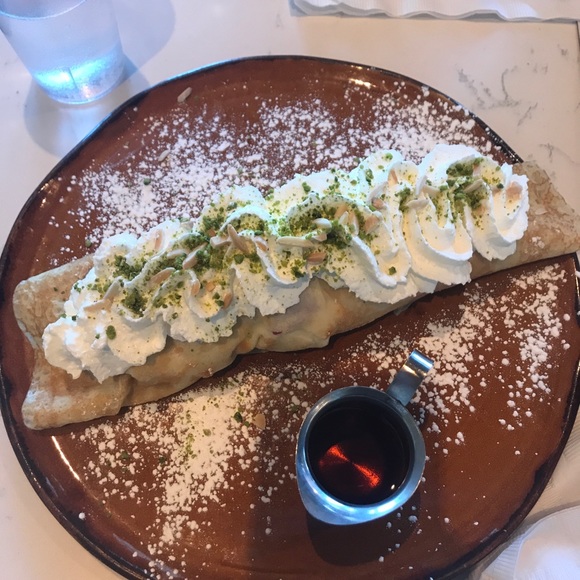 Meet your Posher, Beth - Picture 1 of 1